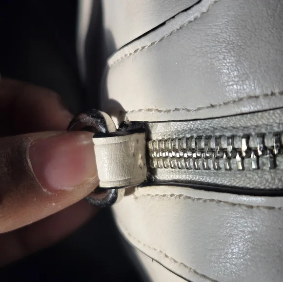 Blue and White Floral Coach Satchel - Picture 9 of 11